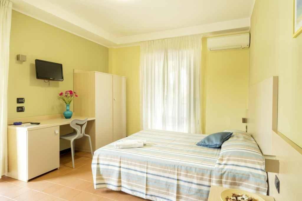 Hotel Blumen Σαν Μπενεντέτο ντελ Τρόντο Εξωτερικό φωτογραφία