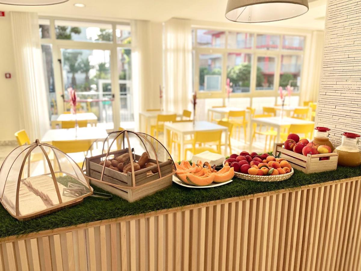 Hotel Blumen Σαν Μπενεντέτο ντελ Τρόντο Εξωτερικό φωτογραφία